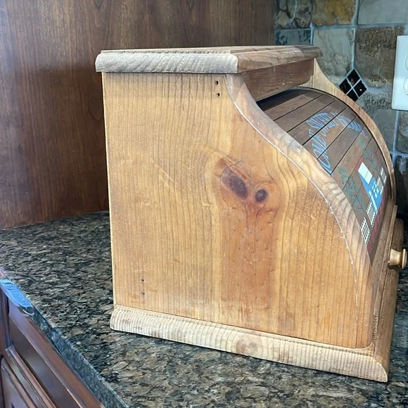 Vintage Rolltop Wooden Breadbox With Home Sweet Home - Picture 6 of 8
